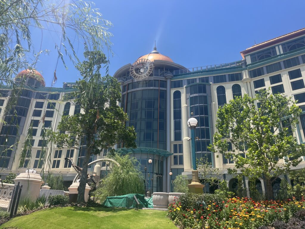 Universal hotel types
